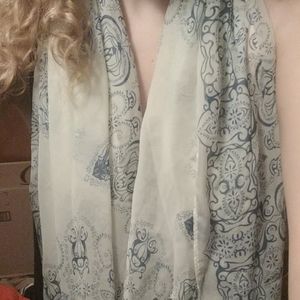 VTG sheer blue & white paisley scarf